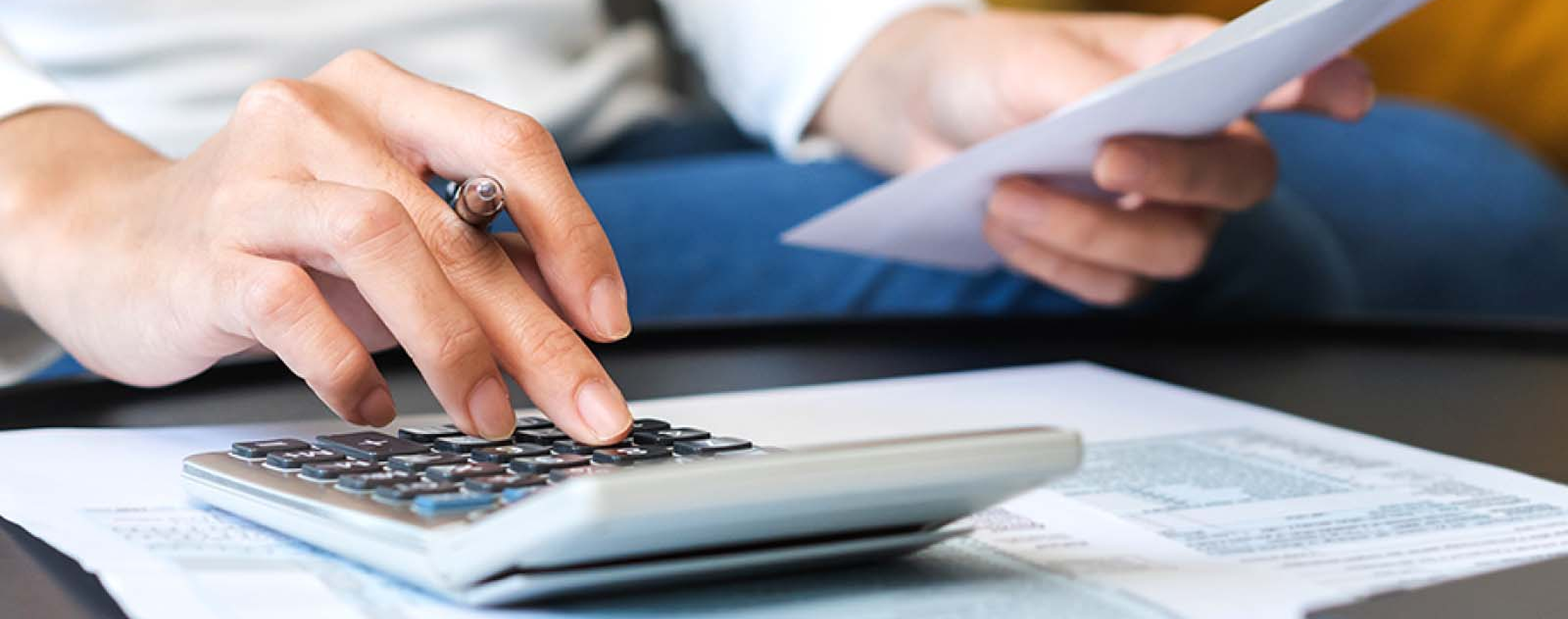 Premium shoe cleaning service - leather shoe with cleaning brush